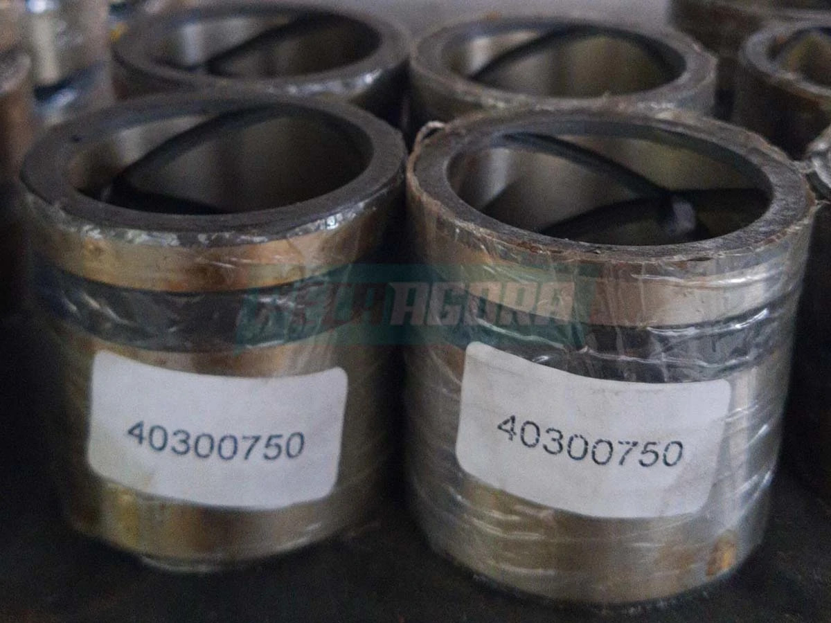 BUCHA 40300750 (40300750)