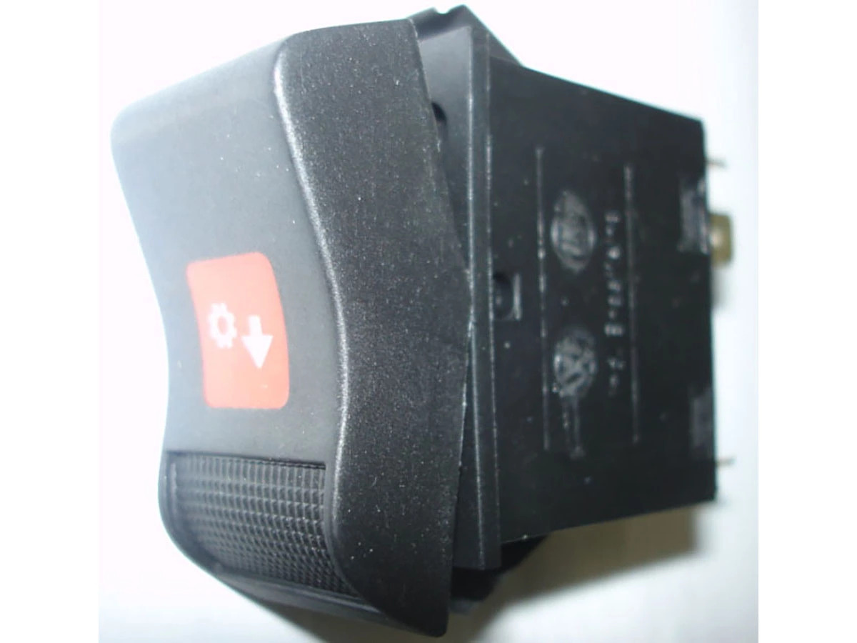 INTERRUPTOR TOMADA FORCA (2T0953235)