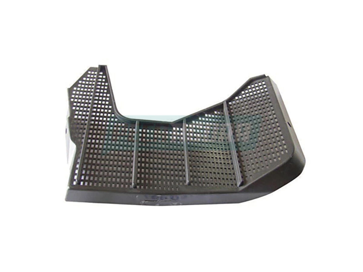 GRADE ESQUERDA  CANAL AR MB HPN 709 1618 PLASTICO (6888317058.)