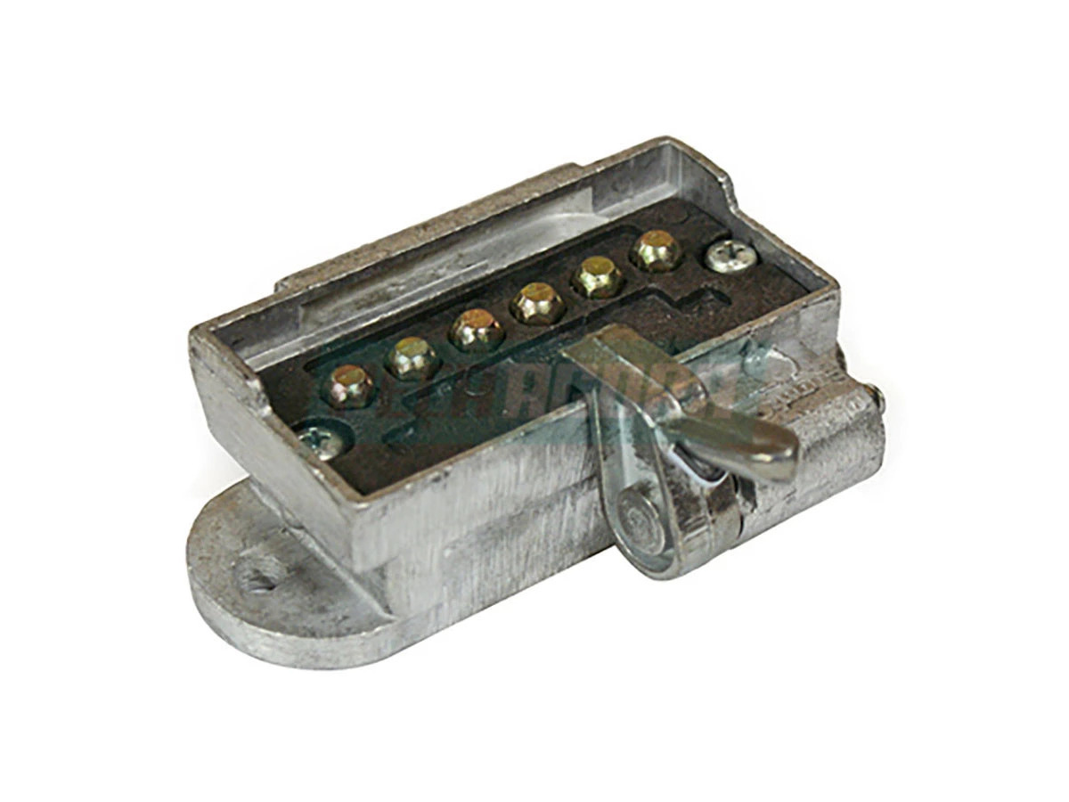 TOMADA ELETRICA 6 POLOS FEMEA (ALUMINIO) (210100392_)