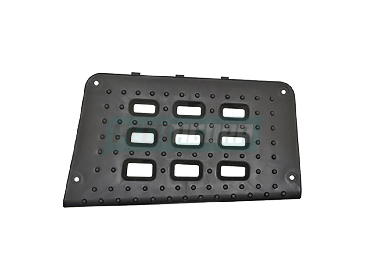 TAPETE INFERIOR ESTRIBO LD PLASTICO CINZA VW 24-250 (2S2821682P)