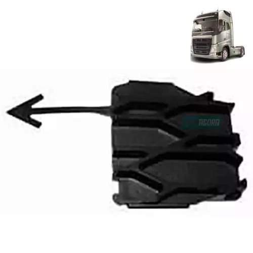 TAMPA GRADE INFERIOR ESQUERDO VOLVO FH14 ANO 2015 A 2021 (82186579-C30170.)