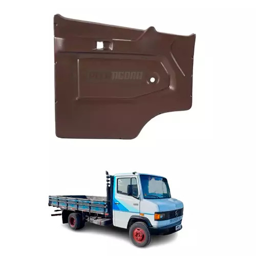 FORRO PORTA DIREITO MARROM PLASTICO MERCEDES BENZ 709 2325 1621 (6887208870-103)