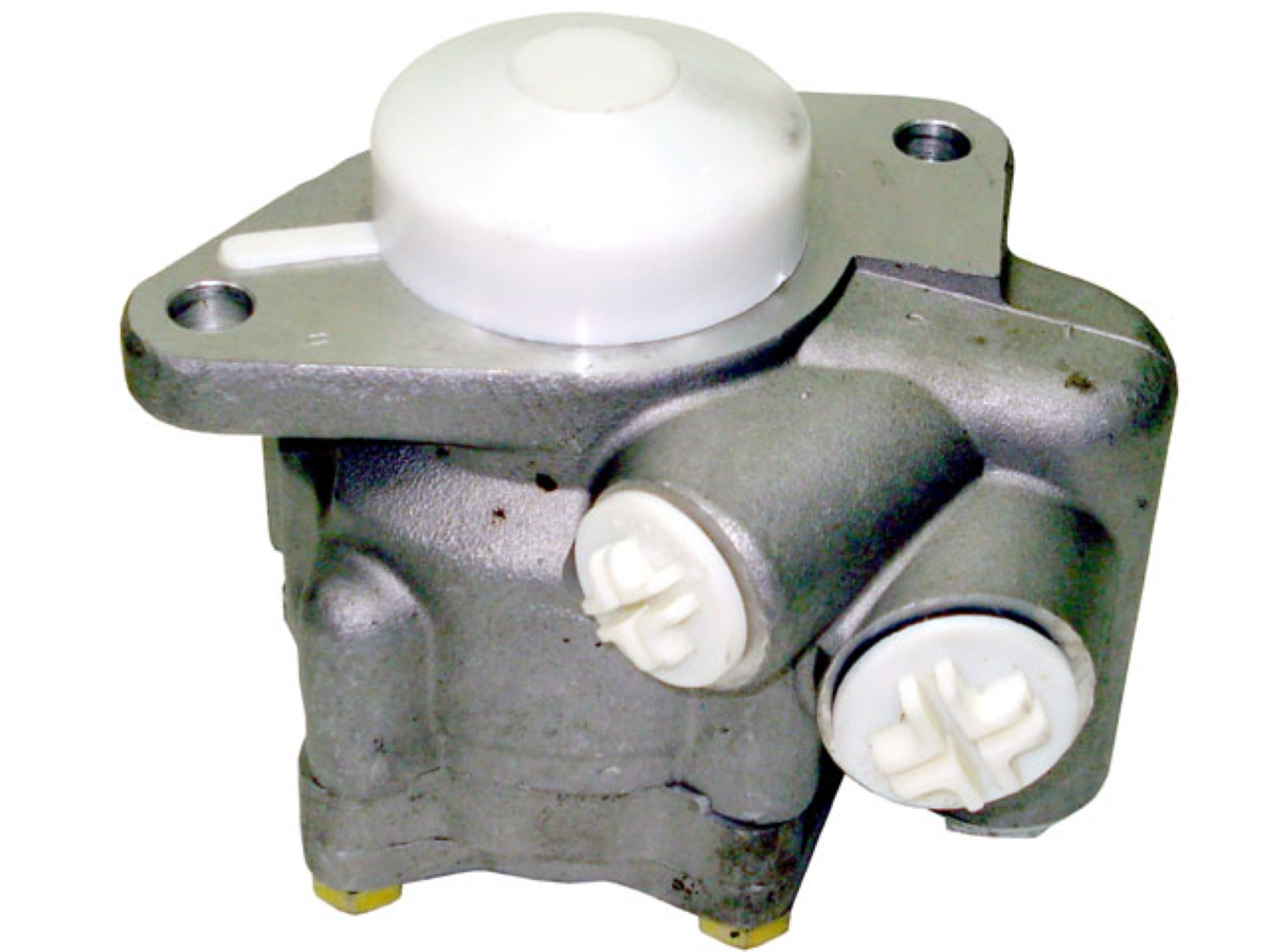 BOMBA AUXILIAR DIRECAO MB 1215 1938S 2423B 2423K 712 914 L2638 (0014604480.)