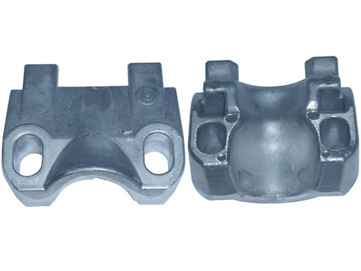 SUPORTE PARALAMA TRACAO VOLVO FH 2015 EM DIANTE (21090272])