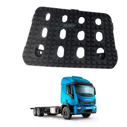 PISANTE ESTRIBO INFERIOR LD DIREITO PARA IVECO TECTOR CURSOR (504329078,)