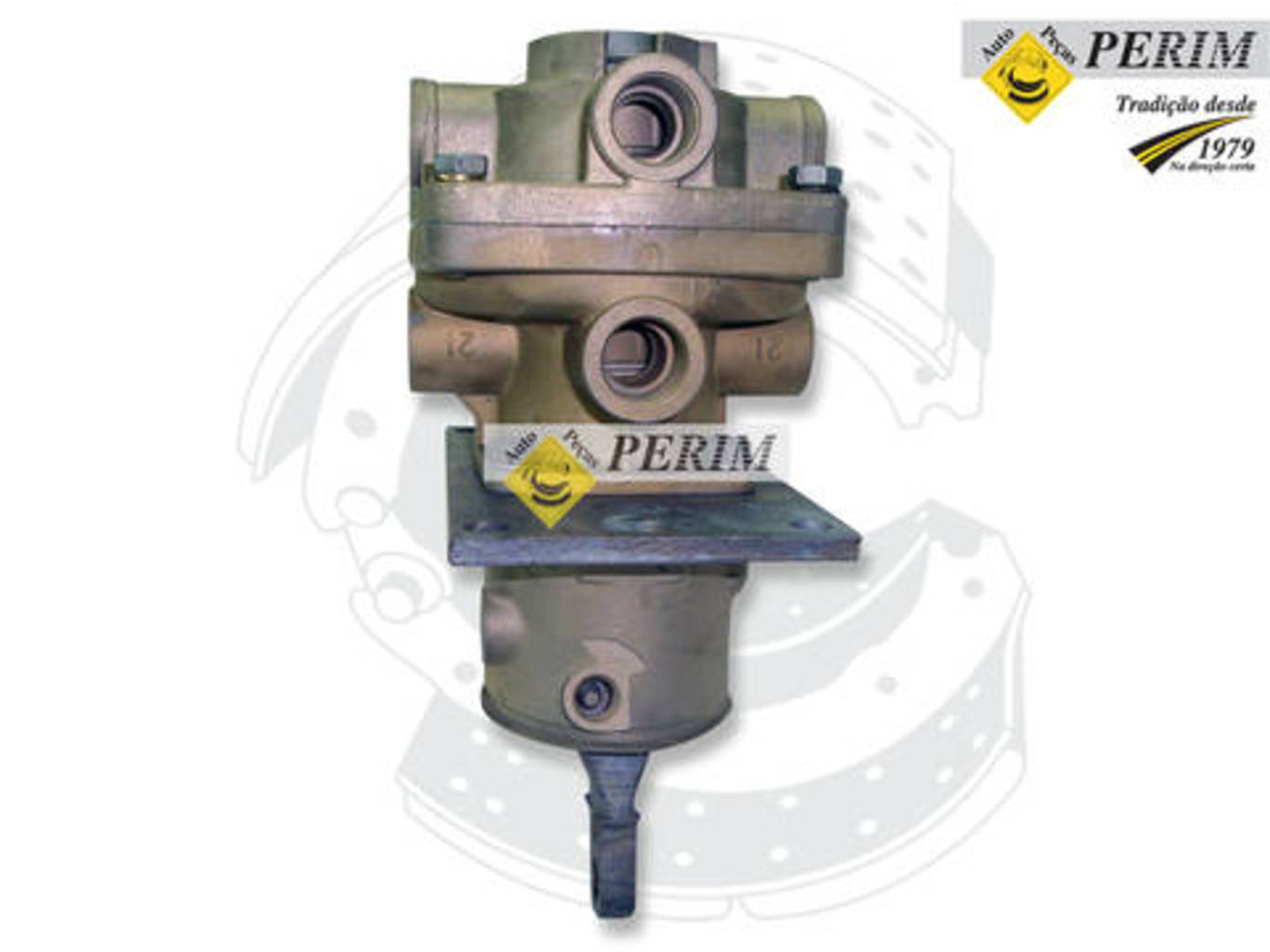 ACABAMENTO COLUNA PARA-BRISA MERCEDES-BENZ ACCELO DIREITO BONFANTI (460860])