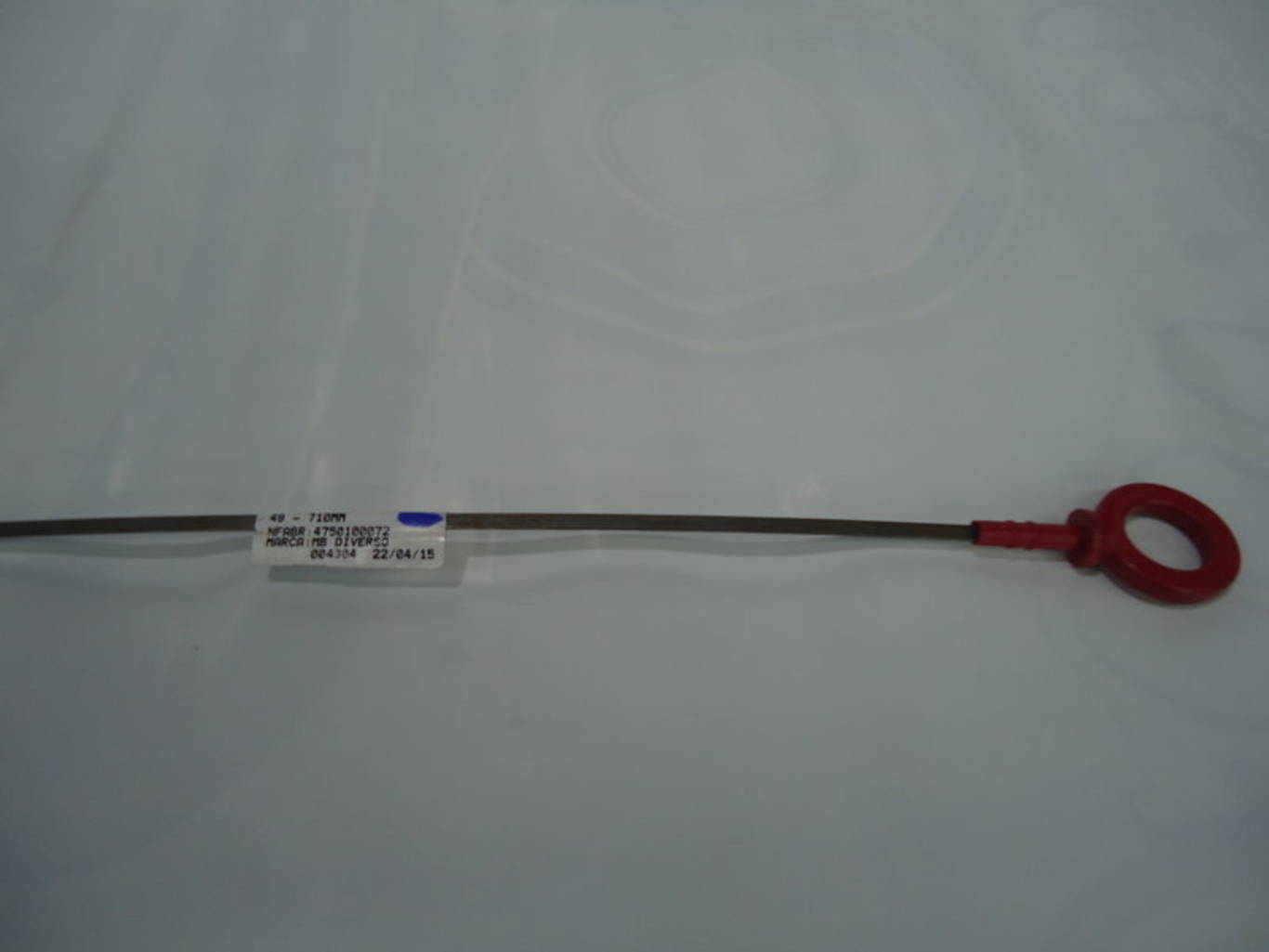 VARETA MEDIDORA OLEO MOTOR MERCEDES BENZ 1935/2635 BICUDO MOTOR 447/449 710MM (4