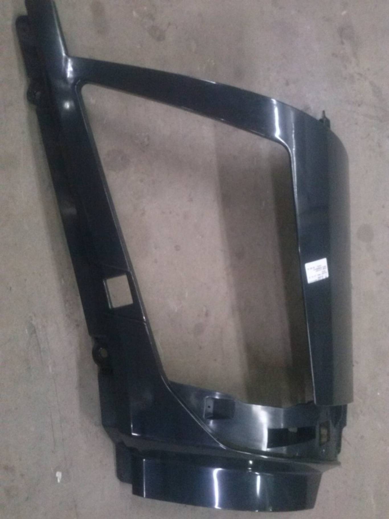 MASCARA FAROL ESQUERDA VOLVO FH4 420 460 500 540 TODOS 2015 EM DIANTE (21874450.