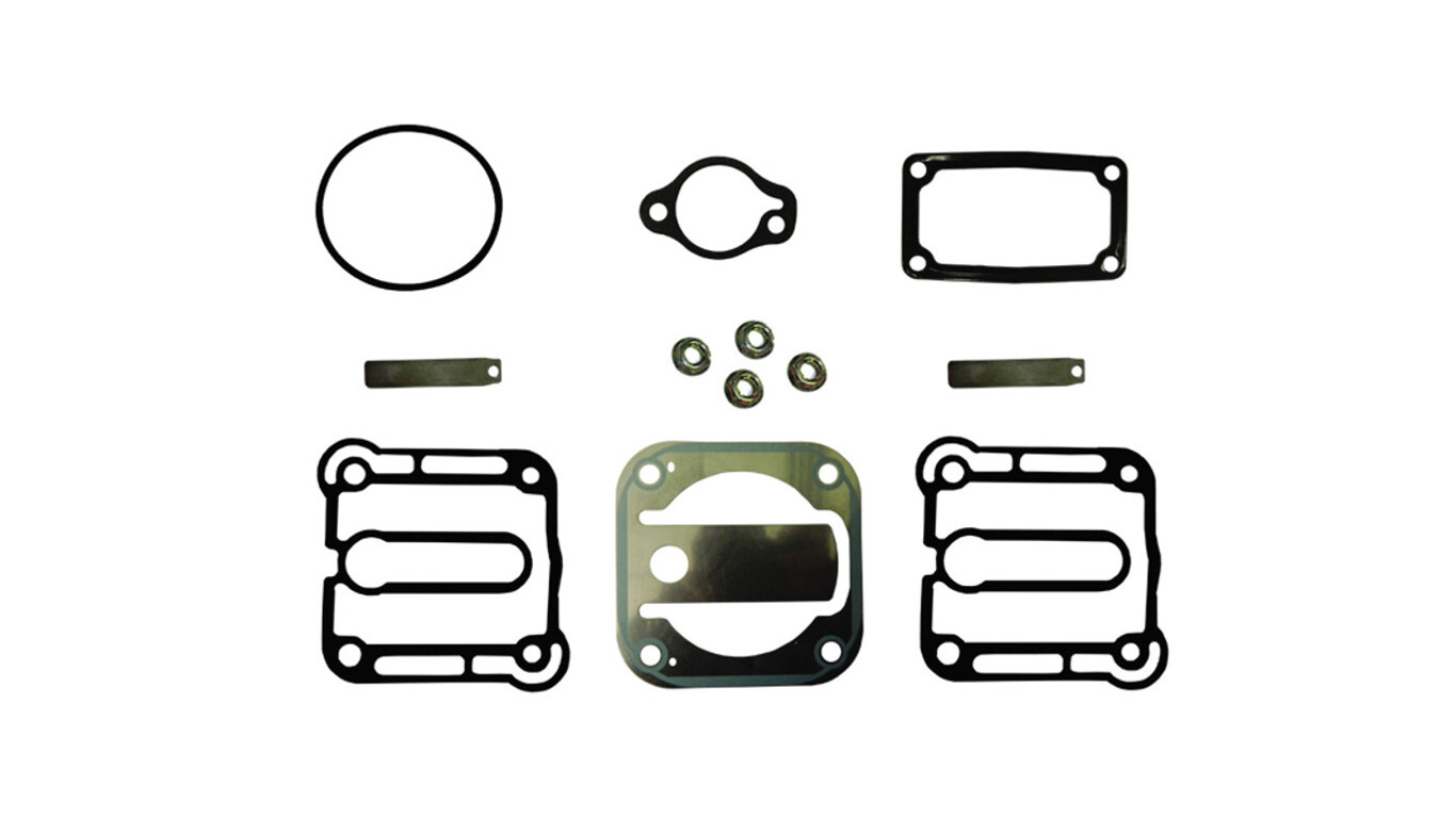 PARA-LAMA TRASEIRO MERCEDES-BENZ 1215/1720/1723 DIREITO PLASTICO PRETO BL (46198