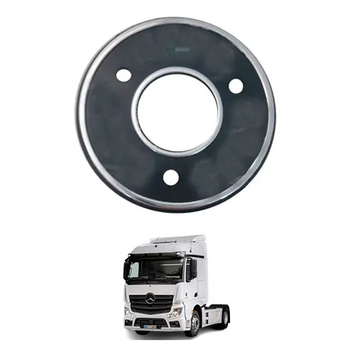 EMBLEMA PLASTICO 3 FUROS CALOTA UNIVERSAL  (M173G)