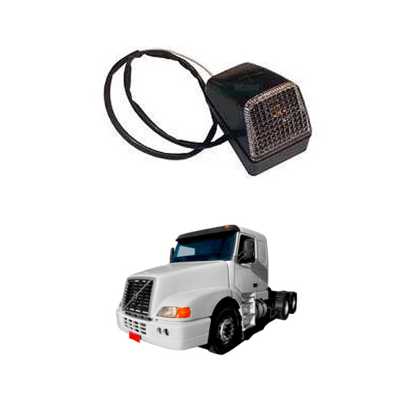 LANTERNA TETO COM LENTE ACRILICA CRISTAL VOLVO NH12 NL12  (20425016-)