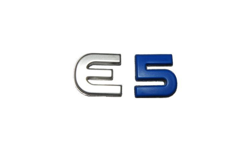 EMBLEMA E5 IVECO DAILY 35S14 45S17 55C17 70C17 (5801484684)