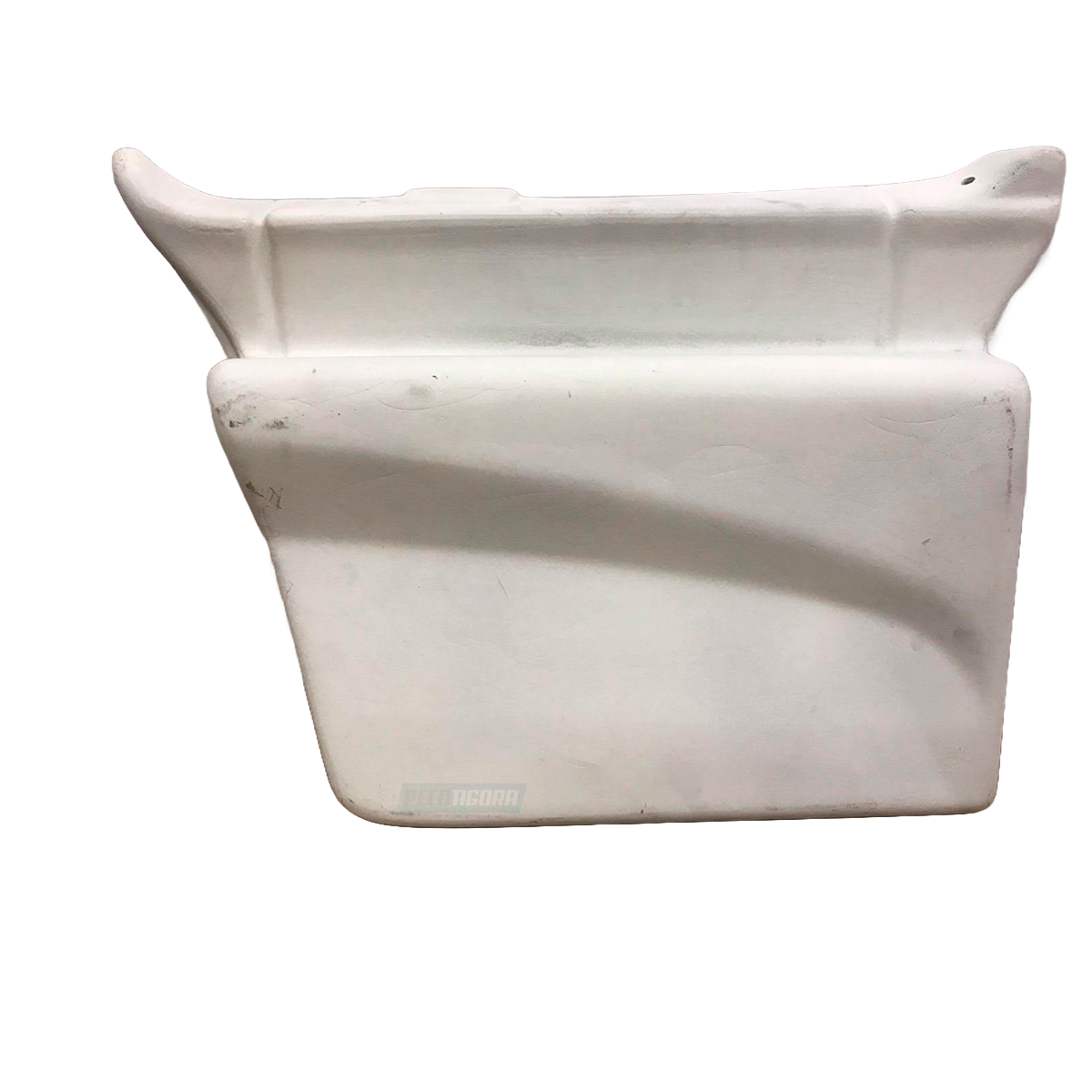 TAPA ESTRIBO DIREITO FIBRA PEGA CHINELO VW CONSTELLATION  (006780-AS1935BR)