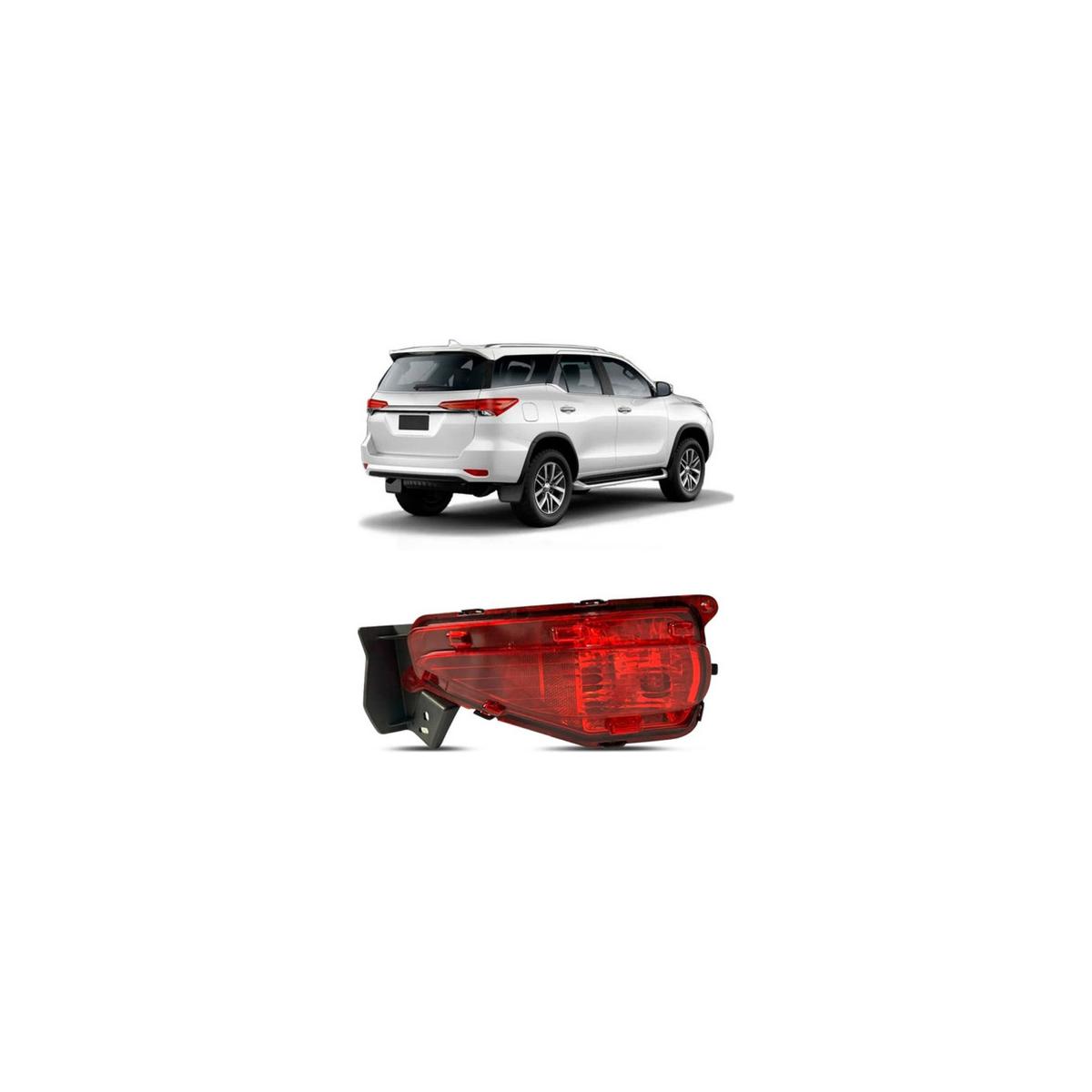 REFLETOR PARACHOQUE TRASEIRO DIREITO HILUX SW4 2016 A 2023 (RF31140)