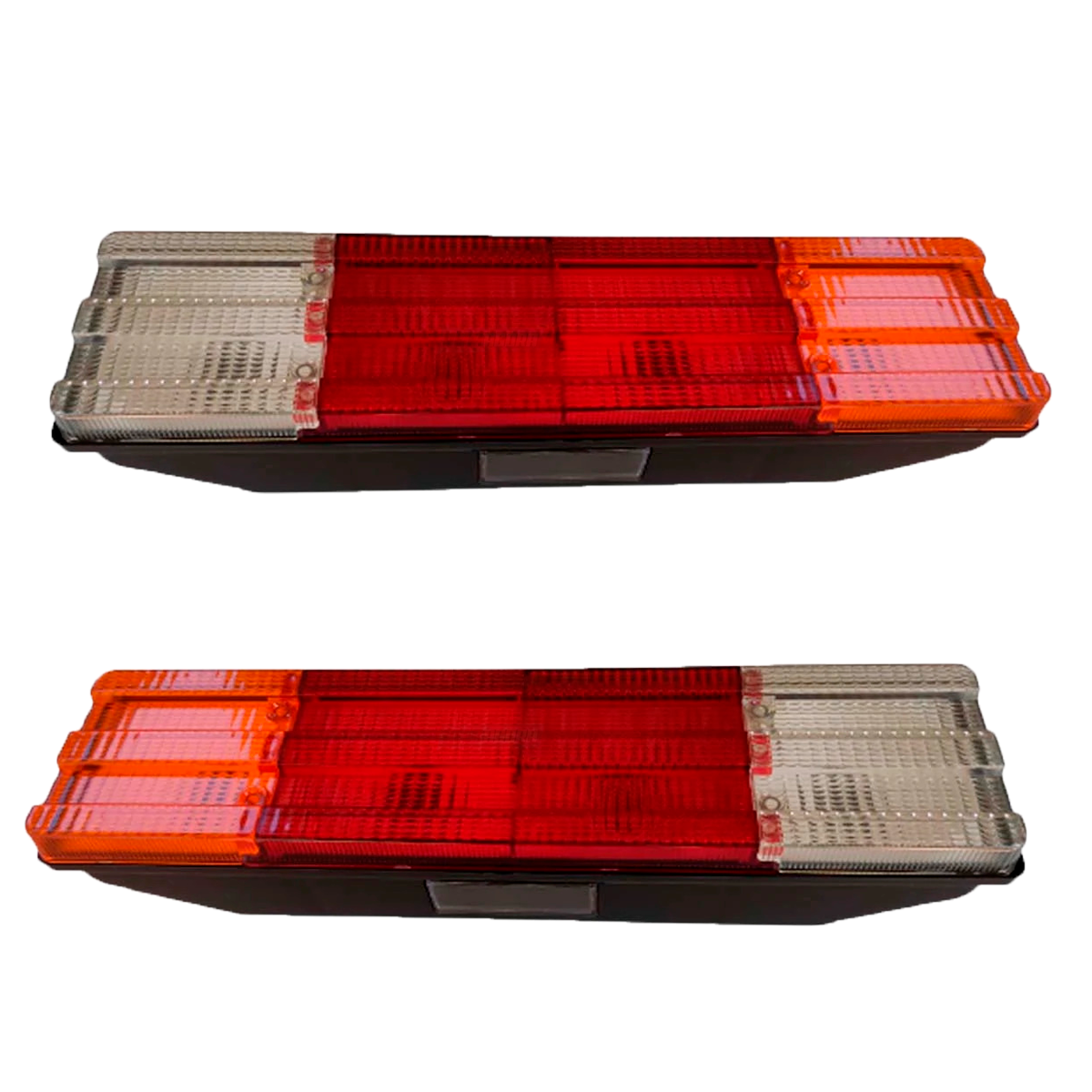 PAR LANTERNAS TRASEIRAS MB 1113 1618 1620 AGRALE 8500 7000 8700 CARGO 1215 1217 