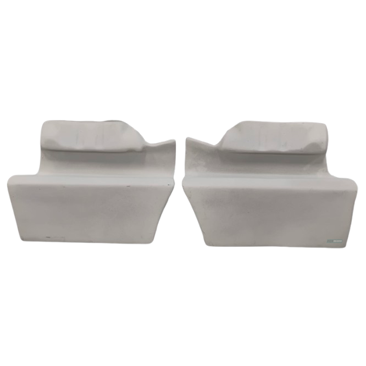 PAR TAPA ESTRIBO PEGA CHINELO SCANIA 114 124 CARA CHATA FRONTAL FIBRA 1 DEGRAU (