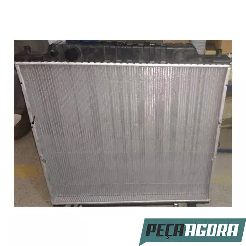 RADIADOR DE AGUA FORD  F250 F350 F4000 XL F4000 XLT (C358005AA)