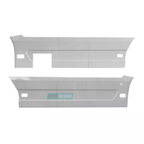 CARENAGEM LATERAL DIREITO VOLVO FH ANO 2023... EIXO 3700MM (8845)