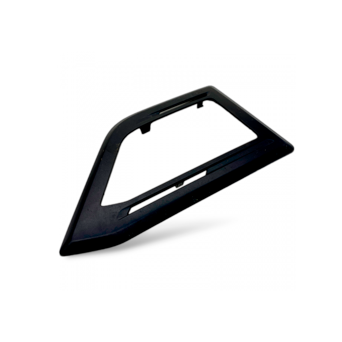 MOLDURA FAROL ESQUERDO PRETO SCANIA SERIE S 2019 EM DIANTE (2549377,.-.)
