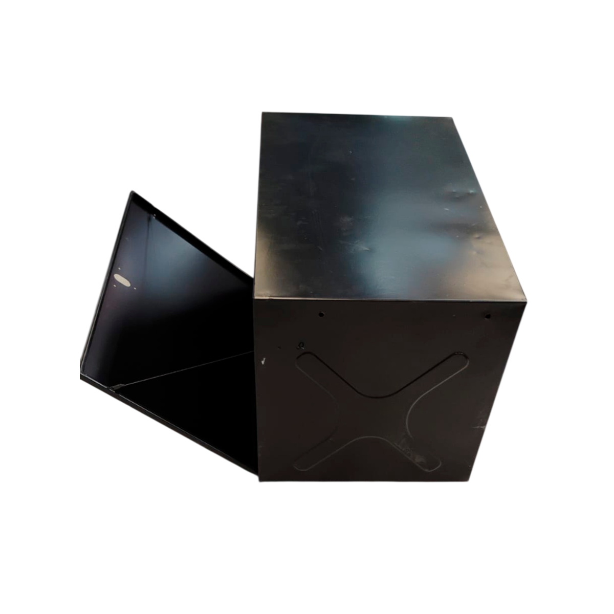 CAIXA FERRAMENTA CAMINHAO 600 X 1000 X 600 MM - FERRO FECHADURA NA CAIXA (319062