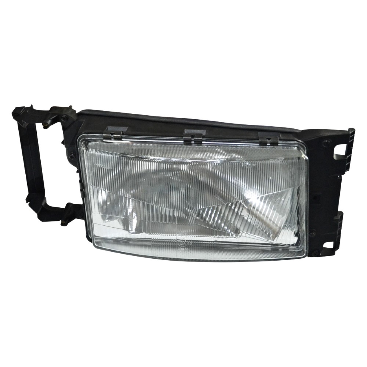 FAROL PRINCIPAL LADO DIREITO SERIE 4 | SERIE 5 (1431256-1446588-1467003-L0113020