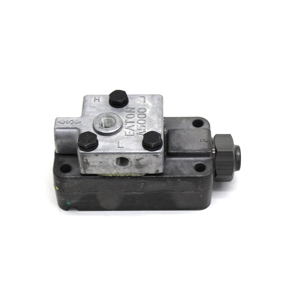 VALVULA TRANSFERENCIA CARGO 1730/1731/1731E/2626/2630/2631 (BF5X7595A.)