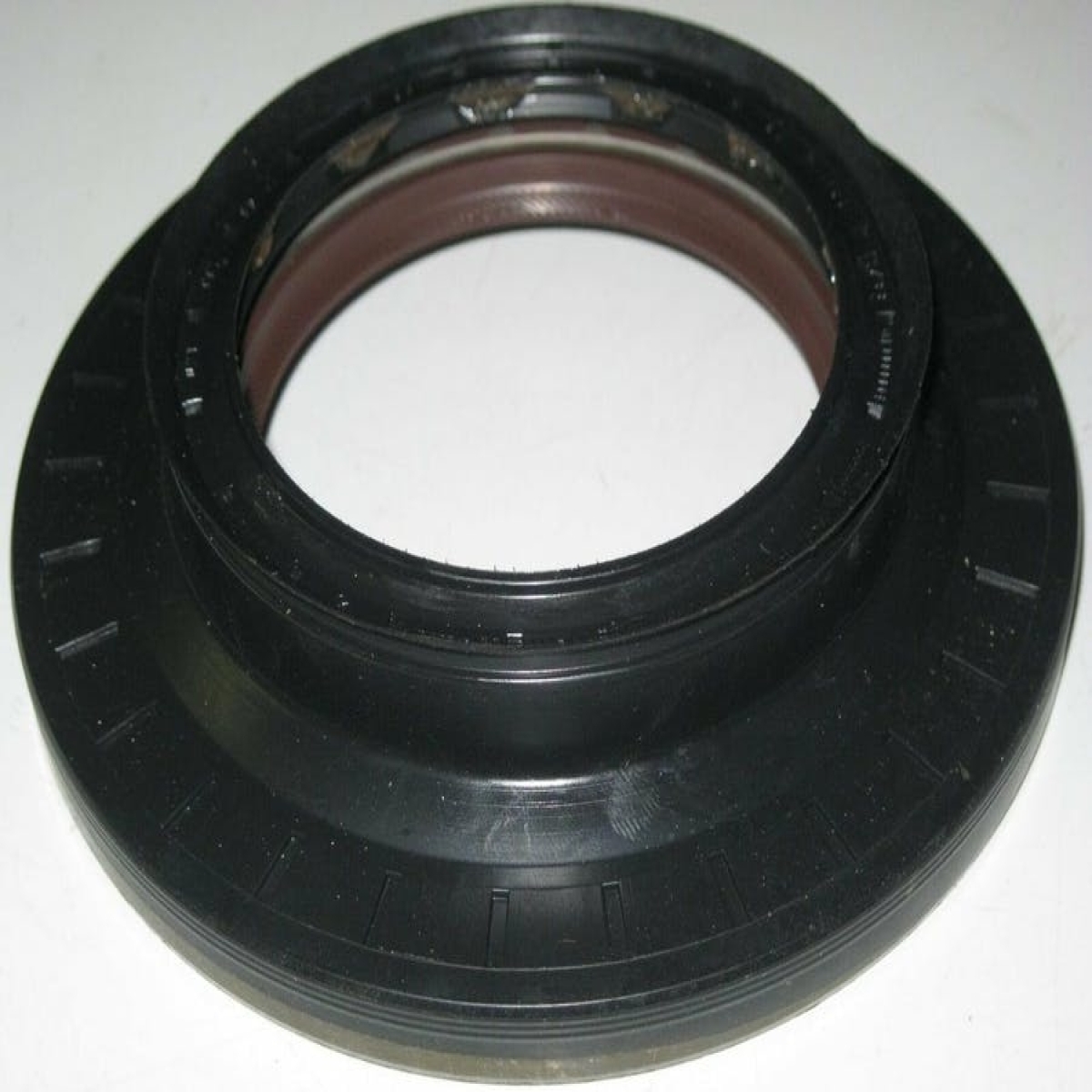 RETENTOR FLANGE DO DIFERENCIAL MERCEDES-BENZ ACTROS 2546 LS 2020 | DISTÂNCIA EN