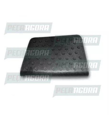 TAPETE ESTRIBO FORD CARGO 2000 A 2011 DIREITO MAIOR PLASTICO (1C4516491AB,)