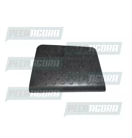 REVESTIMENTO ANTIDERRAPANTE FORD CARGO 2DEGRAUS DIREITO  PEQUENO (440466)