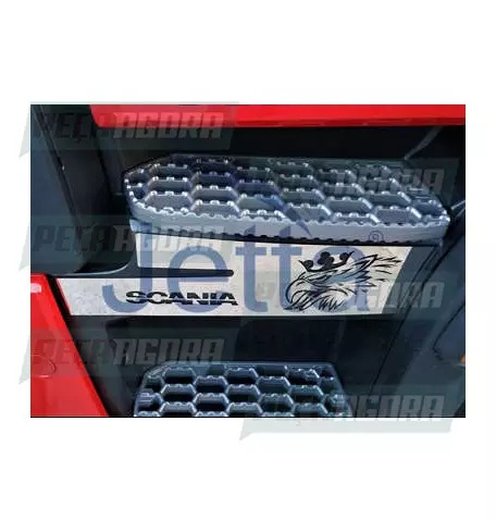 PAR ACABAMENTO ESTRIBO PARA SCANIA NOVA GERACAO - GRIFAO INOX JETTA (459775)