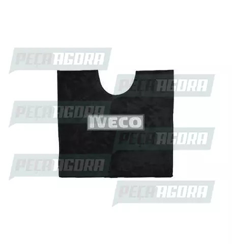 TAPETINHO PELUCIA CHINIL MEIA LUA MOTORISTA 55X50 PARA IVECO PRETO (441837)