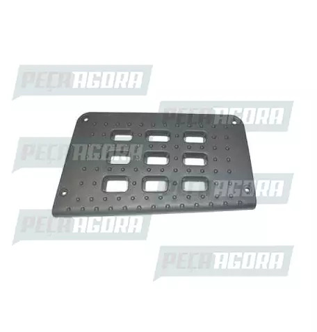 TAPETE DEGRAU VOLKSWAGEN CONSTELLATION INFERIOR DIREITO (440491)