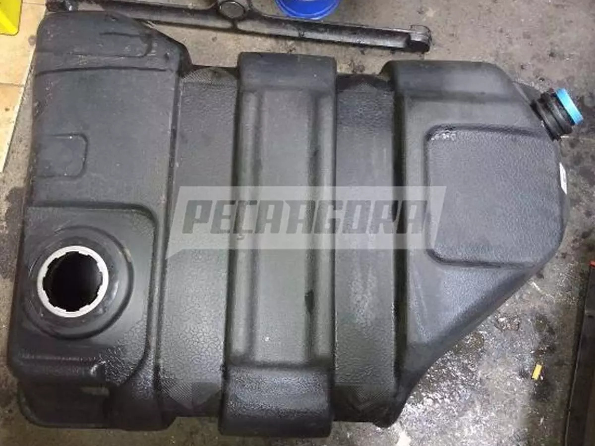TANQUE RESERVATORIO ARLA MB AXOR 2831 SEMINOVO MERCEDES BENZ  (9584700715)