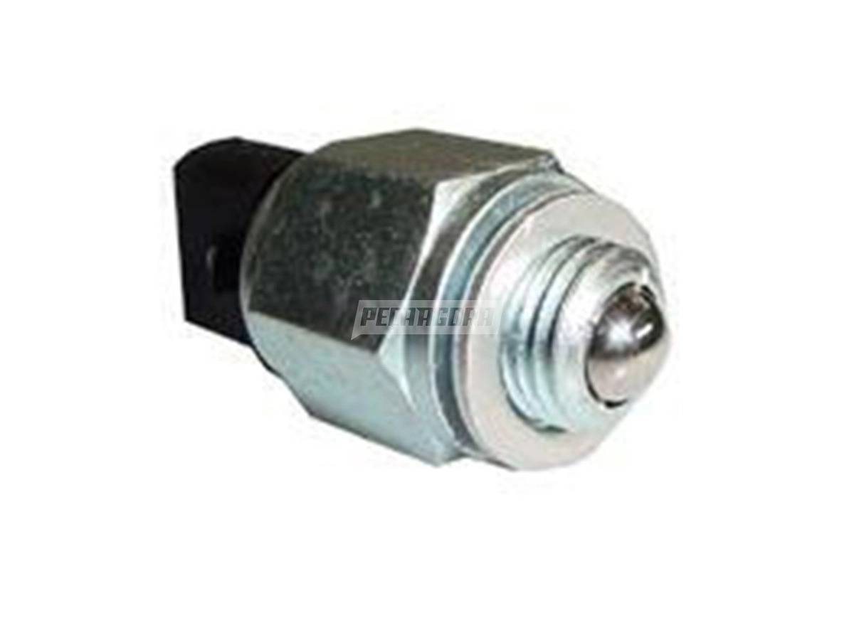 INTERRUPTOR LUZ DE RE (88HU15520AA)