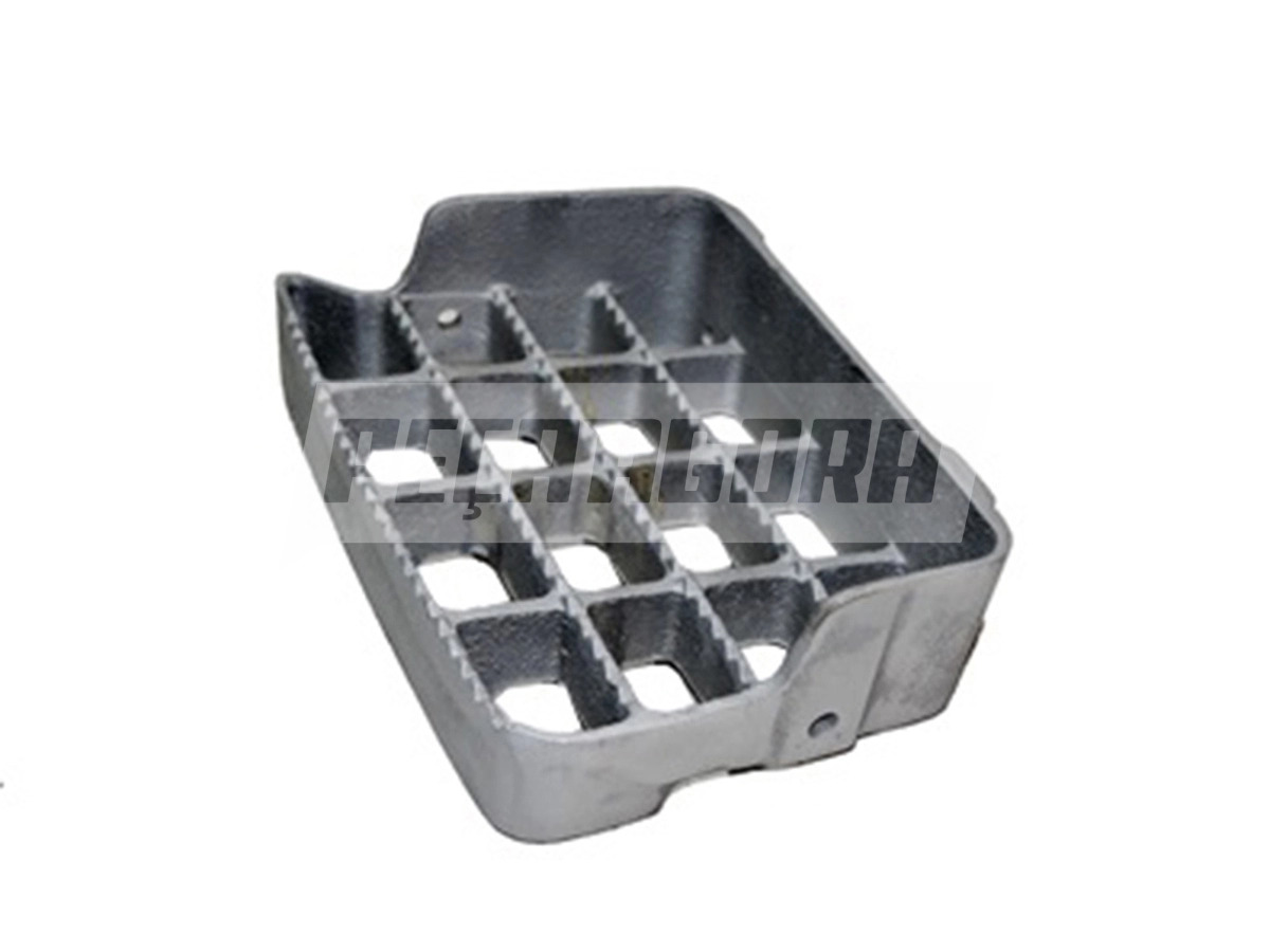 ESTRIBO LD DIREITO VW 7100 8140 L80 (TAP801170)